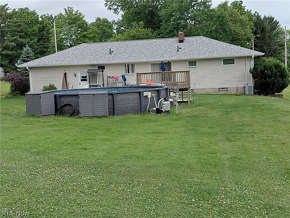 2nd image of 436 Secrist Ln