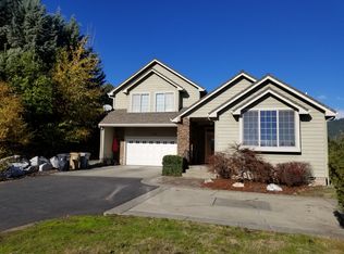 1936 NW Crown St, Grants Pass, OR