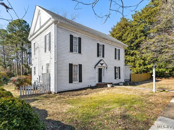 328 Mosby Ave, Littleton, NC 27850