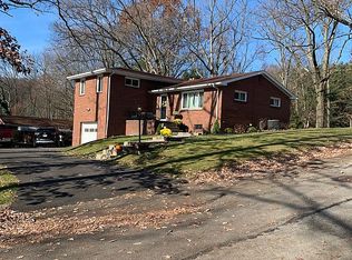 802 Hazel Ave, Mars, PA 16046