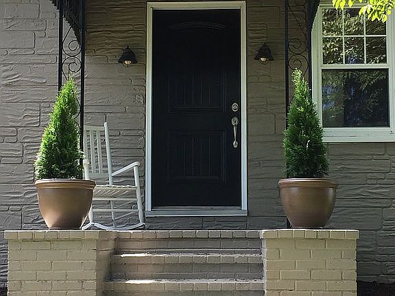 2nd image of 242 Edgewood Dr