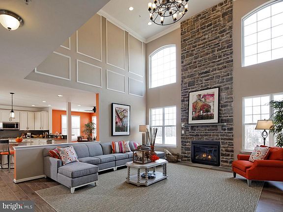 3rd image of 716 Montravel Ct