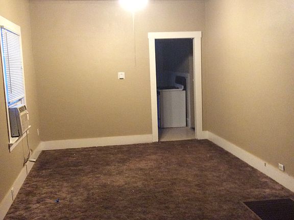 3102 43rd Living room pic_12152014