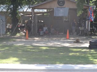 572 N Fm 356, Onalaska, TX 77360