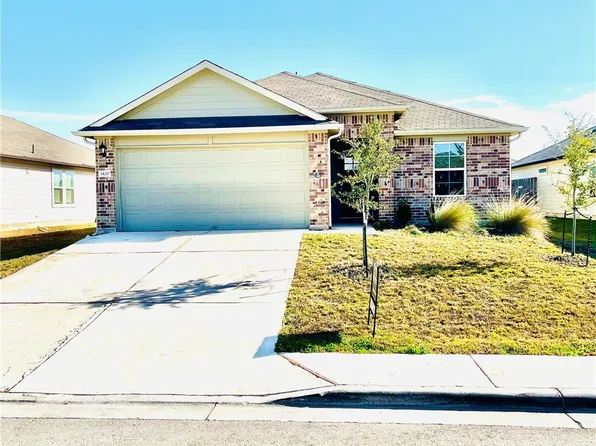 1420 London Way, Lockhart, TX 78644