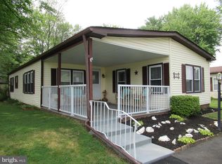 739 Dogwood Dr, North Wales, PA