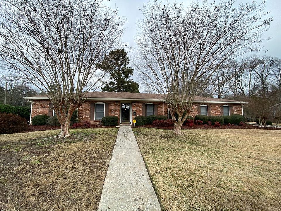 1st image of 3335 Ravenwood Dr