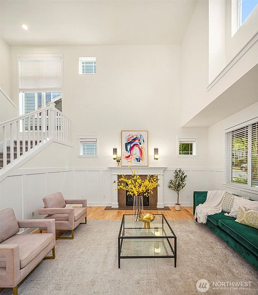 5th image of 3154 NE Marquette Way