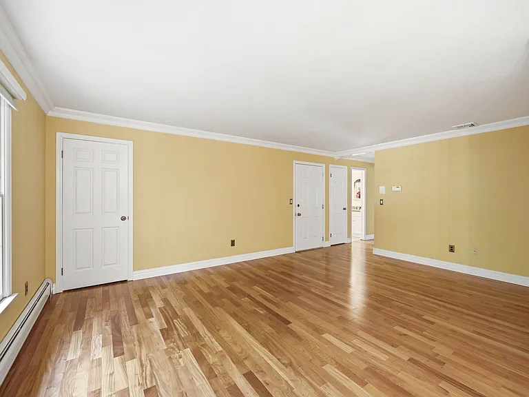 137A S Maple Ave #B — Photo 6