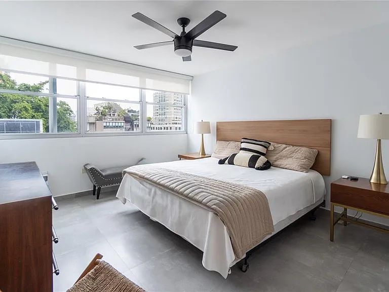 76 Kings Ct #503 — Photo 12