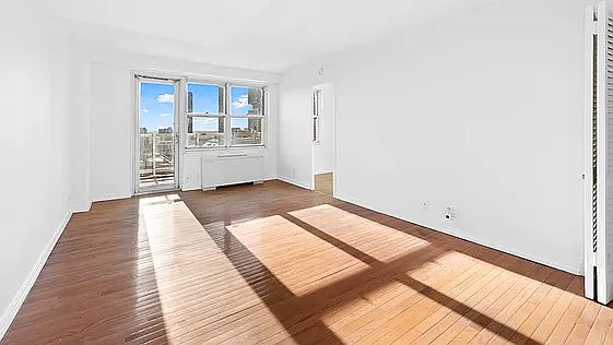 4th image of 363 E 76th St APT 19E