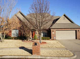 413 N Firewood Ave, Broken Arrow, OK 74012