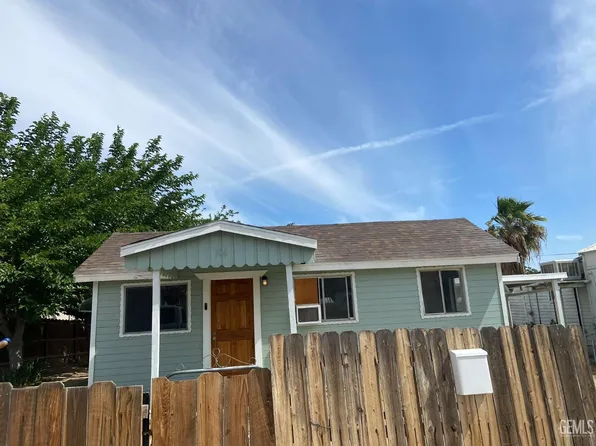 104 Buena Vista Pl, Taft, CA 93268