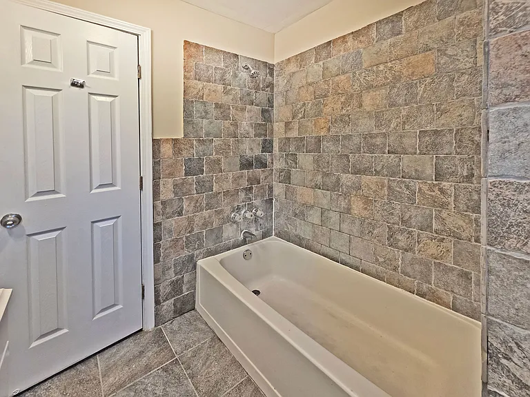 2332 Baywood Dr SE — Photo 27