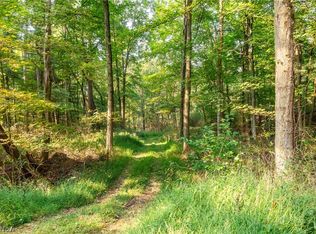 10772 Lawndell Rd SW #5, Navarre, OH 44662