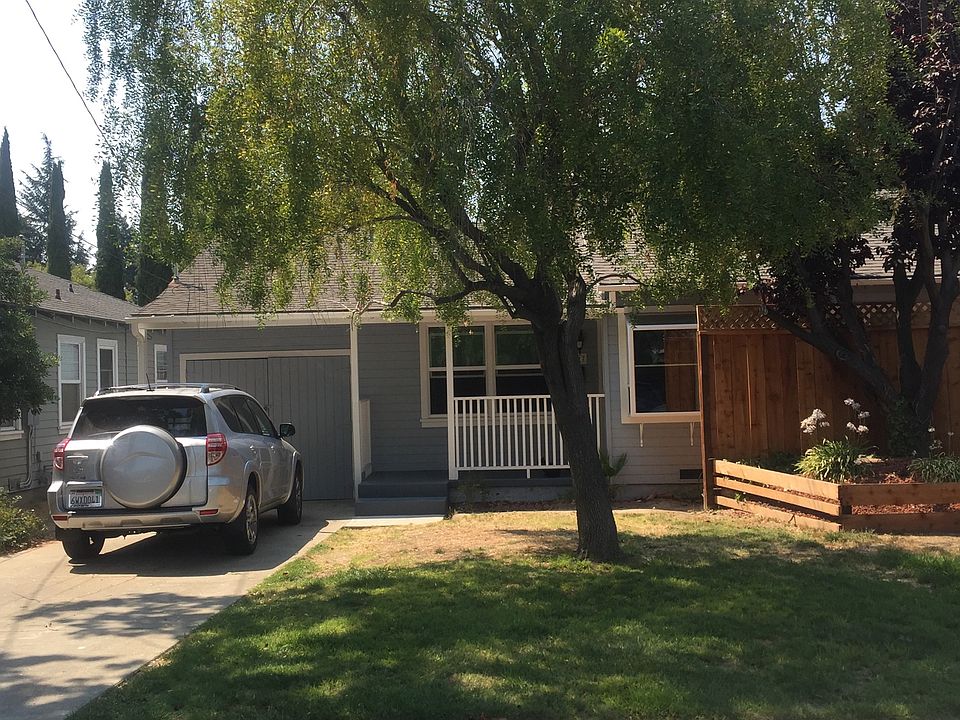 2nd image of 1017 Thornton Way