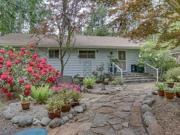 59890 E Marmot Rd, Sandy, OR 97055