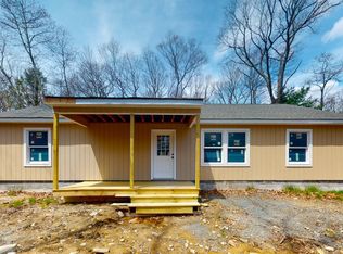 145 Raccoon Rd, Dingmans Ferry, PA 18328