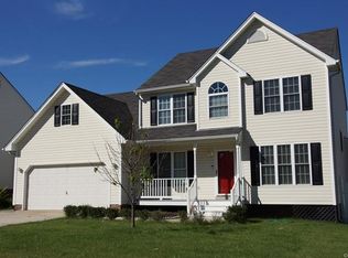 6418 Fairpines Rd, North Chesterfield, VA 23234