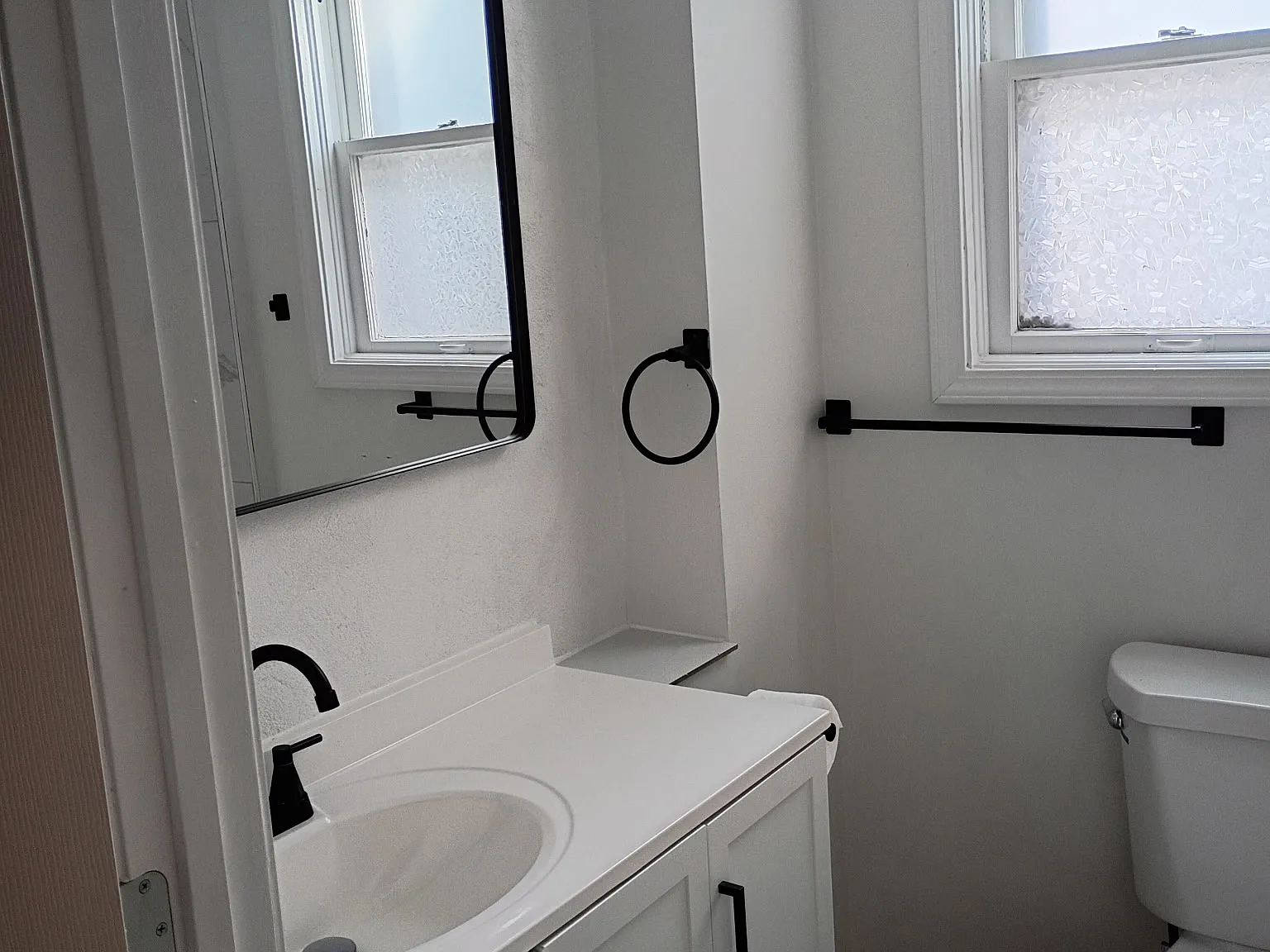 2 bed, 1.5 bath, $1,200 — Photo 4