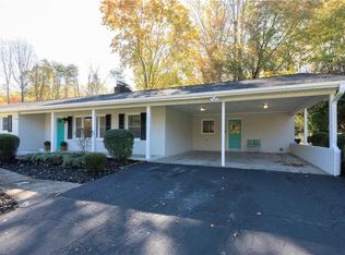 4316 Mashie Dr, Pfafftown, NC 27040