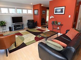 5 Coolidge Rd, Nahant, MA 01908