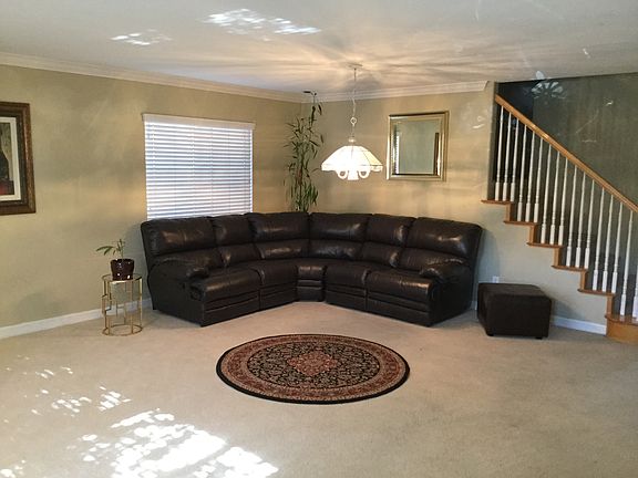 3rd image of 3215 Stargate Cir