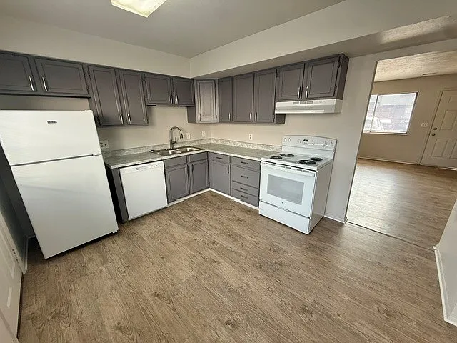 10945 W 44th Ave — Photo 6