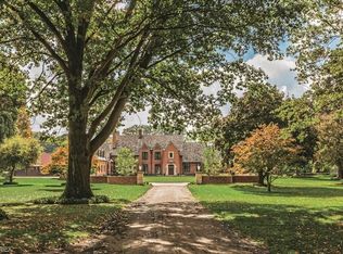 9401 Hobart Rd #A, Willoughby, OH 44094