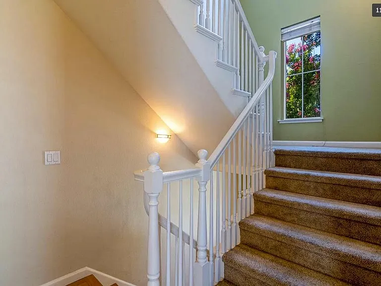 2421 Falk Ct — Photo 10
