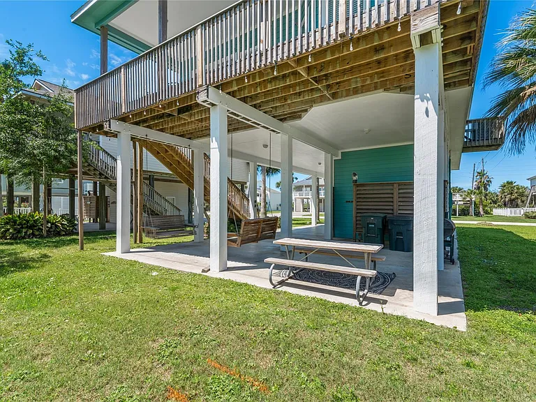 13819 Mutiny Ln — Photo 8