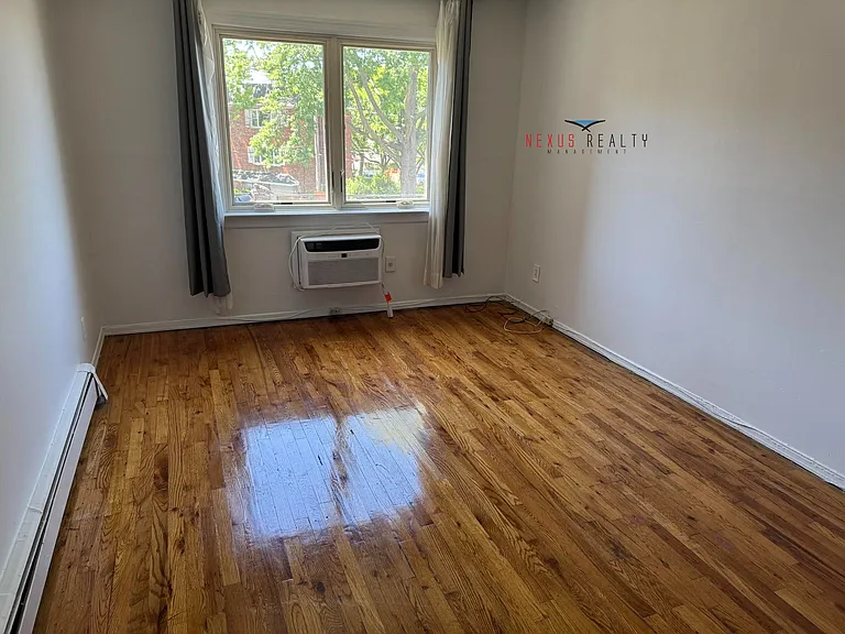 25-12 Parsons Blvd #3 — Photo 6