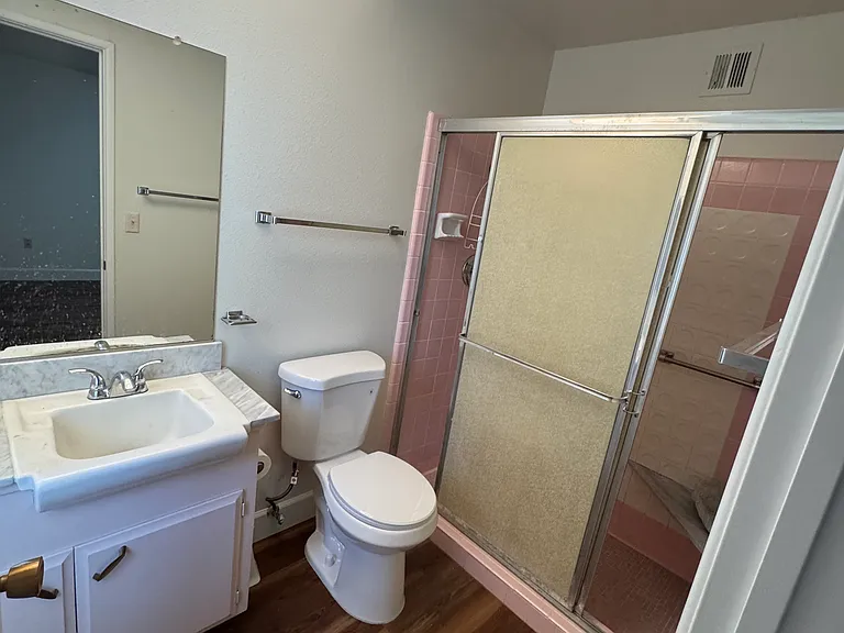 604 River Oaks Dr — Photo 8