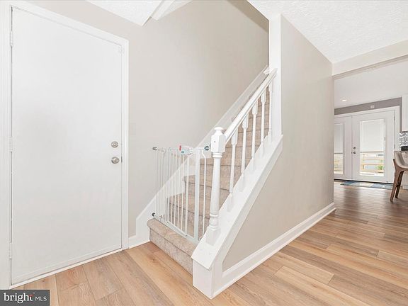 4th image of 5689 Pebble Dr