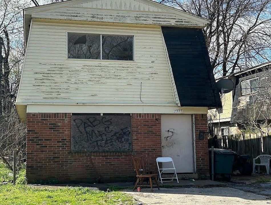 1st image of 2331 Staten Ave