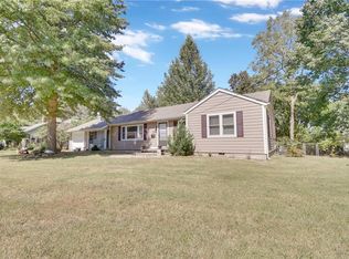 10604 E Sheley Rd, Independence, MO 64052