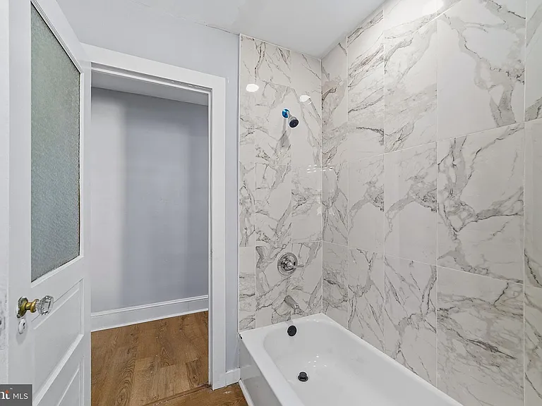 1424 Hamilton Ave — Photo 16