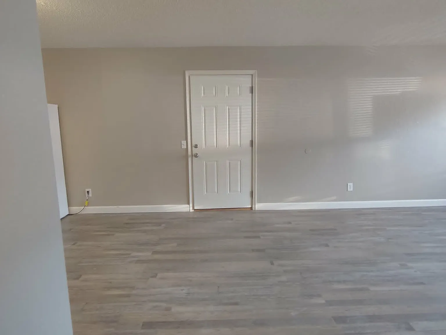 2 bed, 1200 sqft, $800 — Photo 4