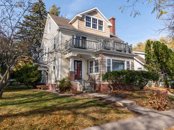 622 W Shore Dr, Madison, WI 53715