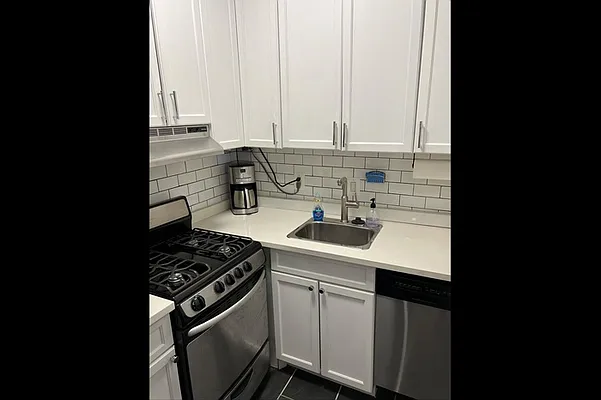 Rented by Nest Seekers International | media 14