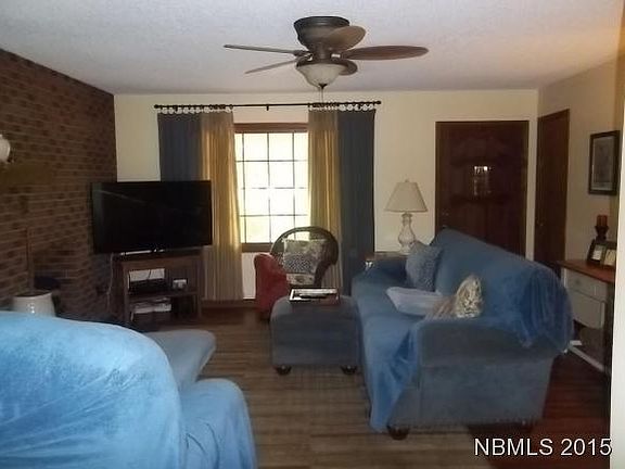 3rd image of 3315 W Railroad Blvd