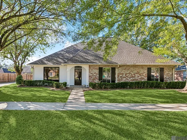 4074 Karen Elizabeth Dr, Zachary, LA 70791