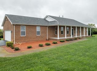 605 Parishville Rd, Gore, VA 22637