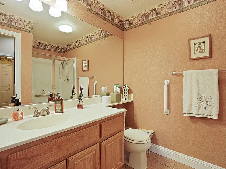 549 Glenbriar Cir — Photo 22