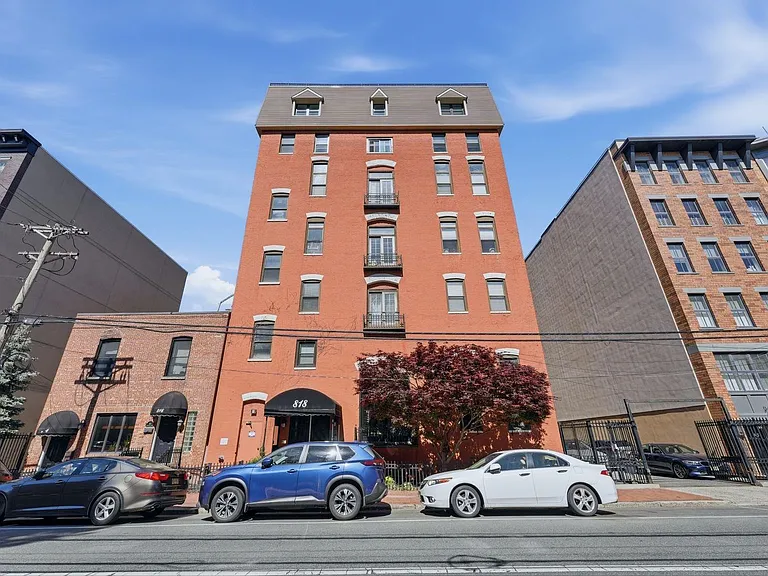 818 Jefferson St #3C — Photo 1
