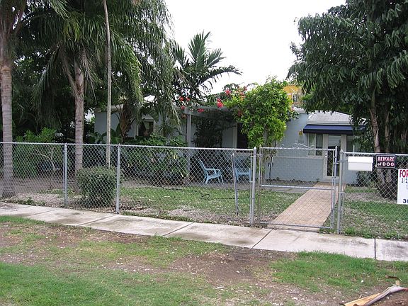 Entrance and partial front yard