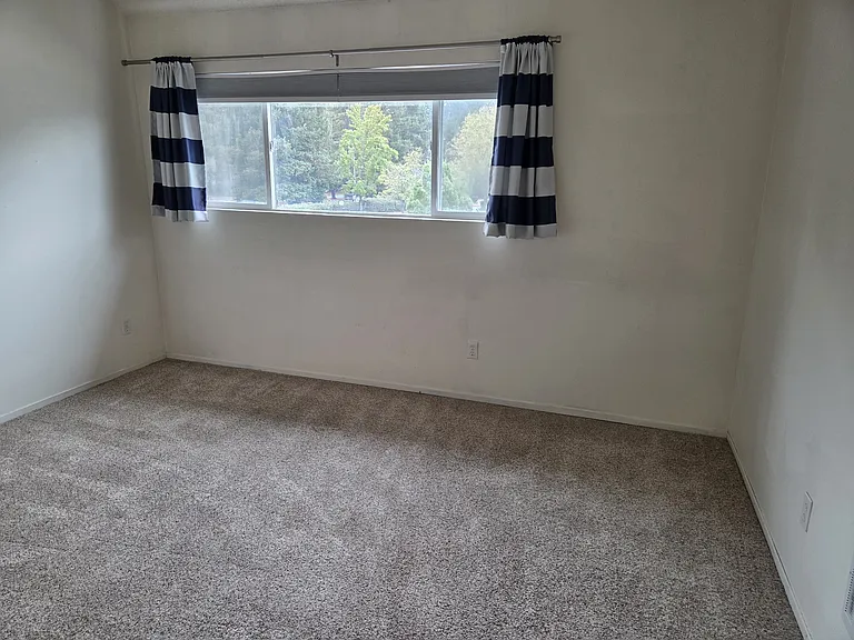 601 Racquet Club Cir — Photo 30