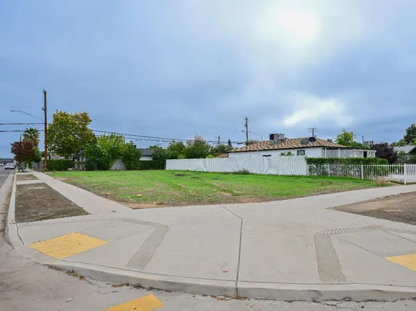 163 W Birch Ave, Pinedale, CA 93650