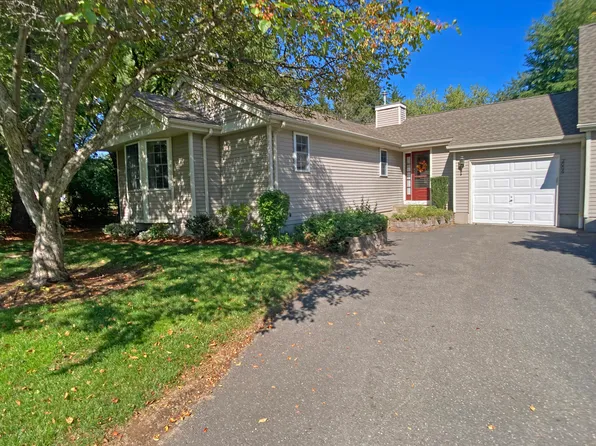 2006 Meadowview Drive #2006, East Windsor, CT 06088
