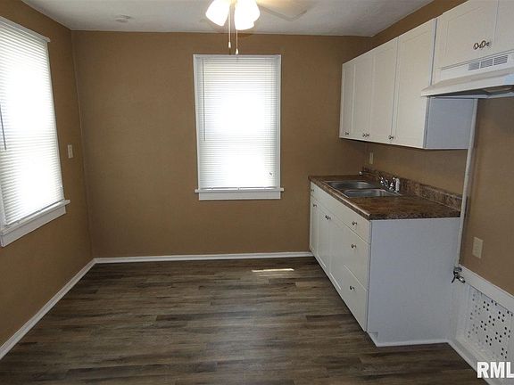 4th image of 3920 Chalmers Ave